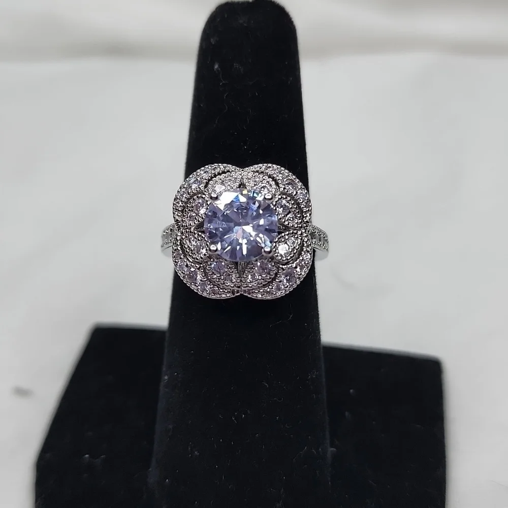 🎄NWT ART DECO DIAMOND RING🎄